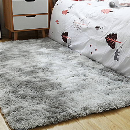 Miękki dywan Ombre Shaggy Strado 140x200 cm jasnoszary do salonu i sypialni