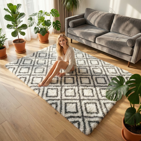 Dywan do salonu shaggy DECOR antypoślizgowy miękki puszysty modny 200x250, biały