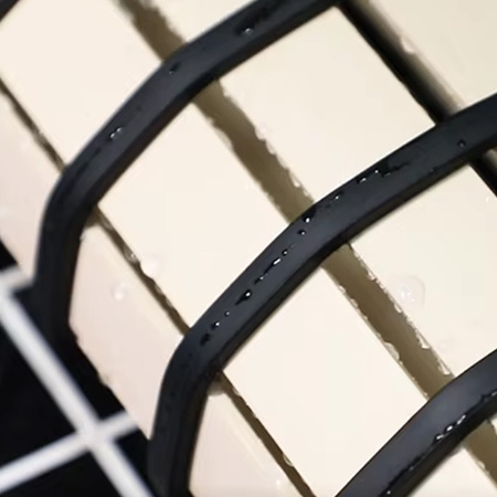 Mata łazienkowa antypoślizgowa pod prysznic brodzik do sauny basenu, beżowa