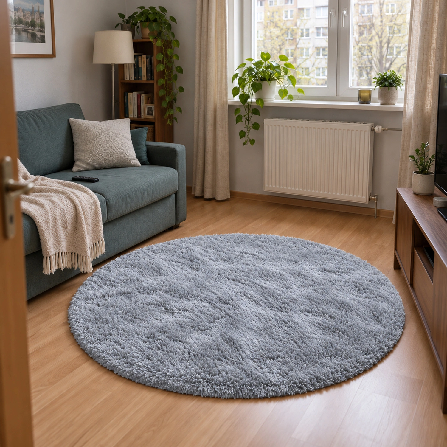 Dywan okrągły Shaggy SilverFur 80 cm — aranżacja salonu