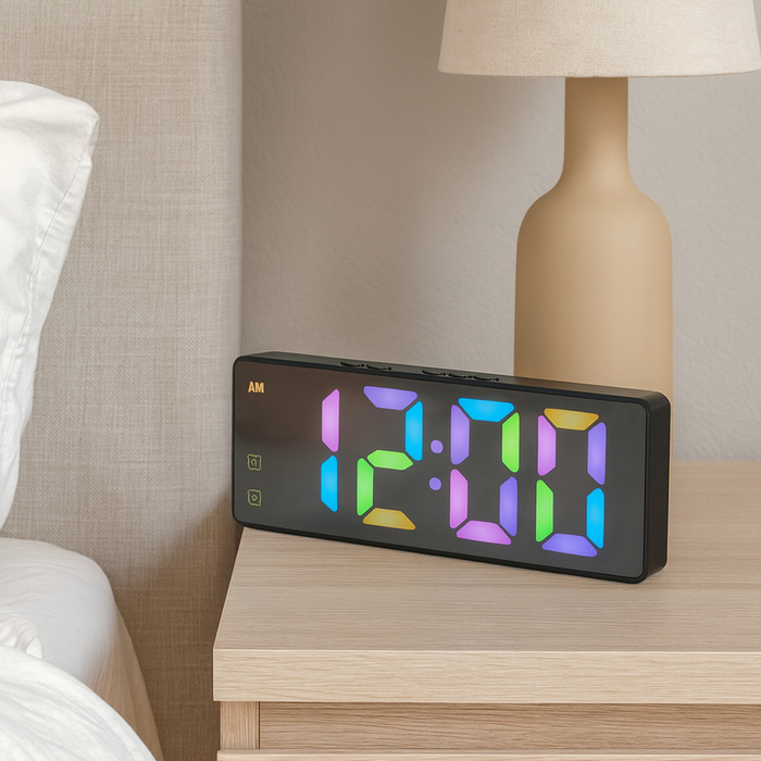 Budzik zegar elektroniczny cyfrowy LED 24h głośny alarm drzemka temp, czarny