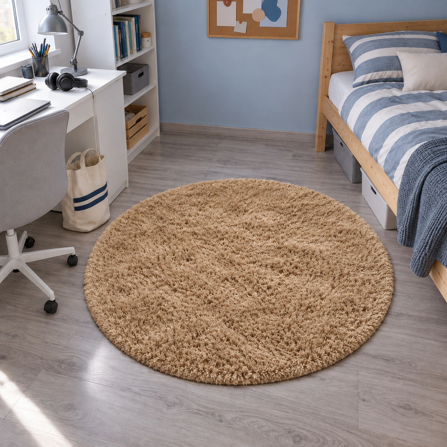 Dywan okrągły Shaggy CappuccinoCamel 120 cm — pokój młodzieżowy