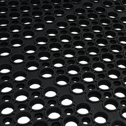 Perforated rubber floor mat 60x90cm - PRF6