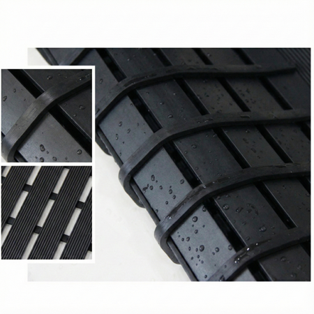 Mata łazienkowa antypoślizgowa do łazienki do wanny pod prysznic 43x61cm (Czarna)